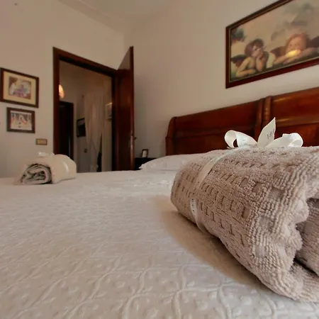 Tutti A Casa Di Pippo Apartment Peschiera del Garda